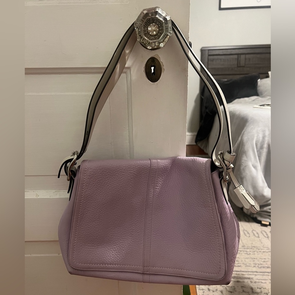 Light purple authentic coach bag